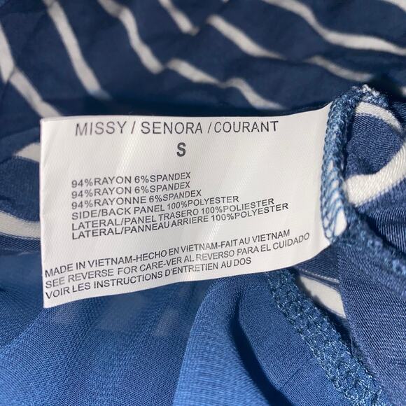 NINE WEST VINTAGE AMERICA Asymmetrical Hem Long Sleeve Striped Tee - Picture 7 of 9